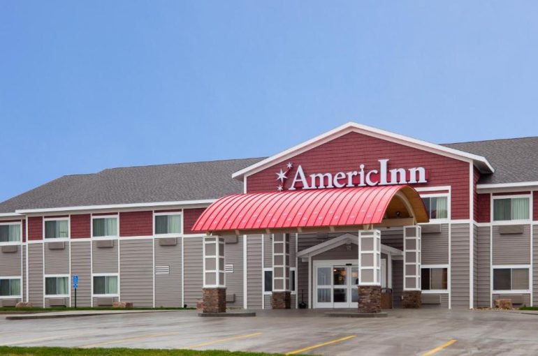 Hotel for sale in Iowa