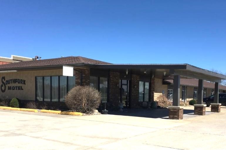 Motel & restaurant for sale in Iowa