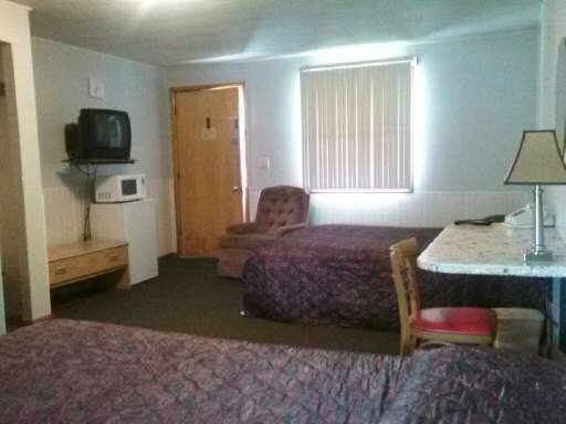 Motel Guestroom